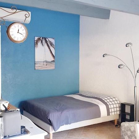 Studio 33 M2 Au Calme Proche Hyeres La Crau Eksteriør bilde
