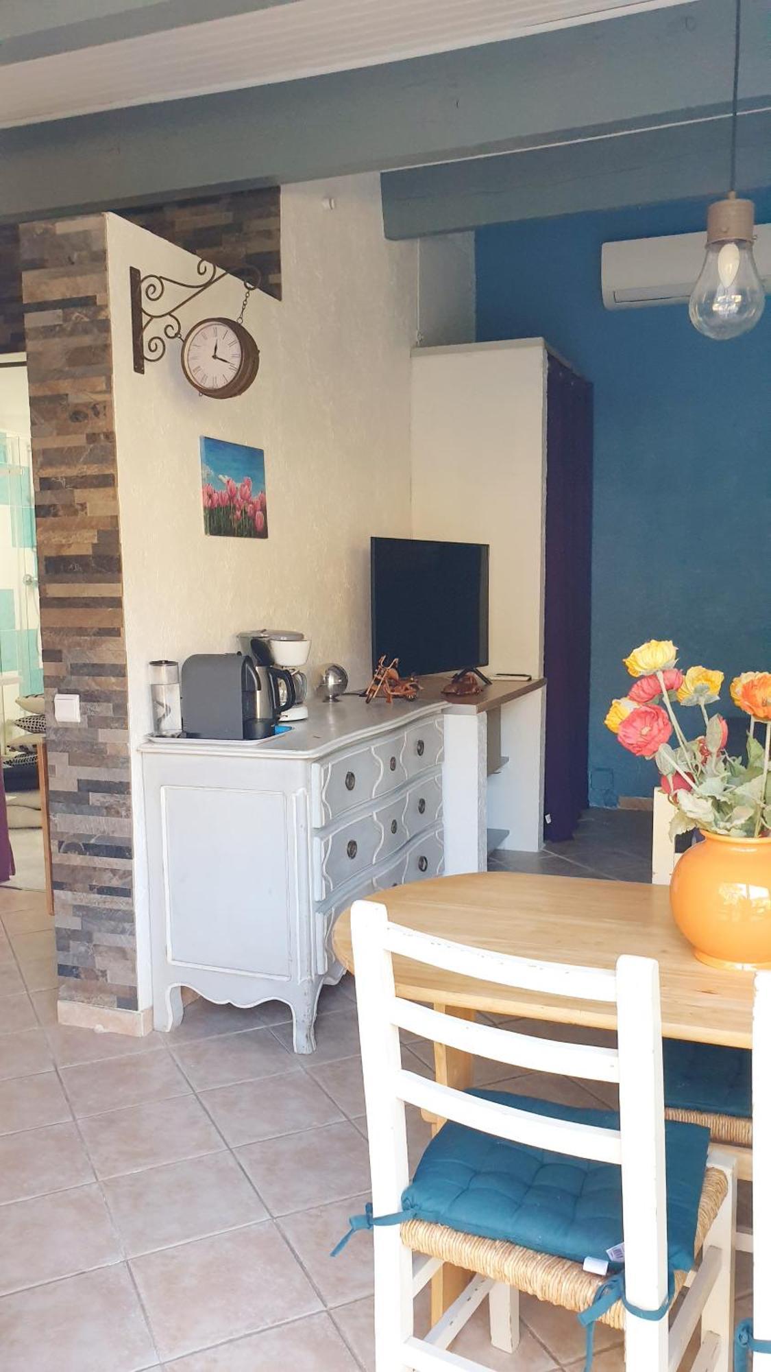 Studio 33 M2 Au Calme Proche Hyeres La Crau Eksteriør bilde